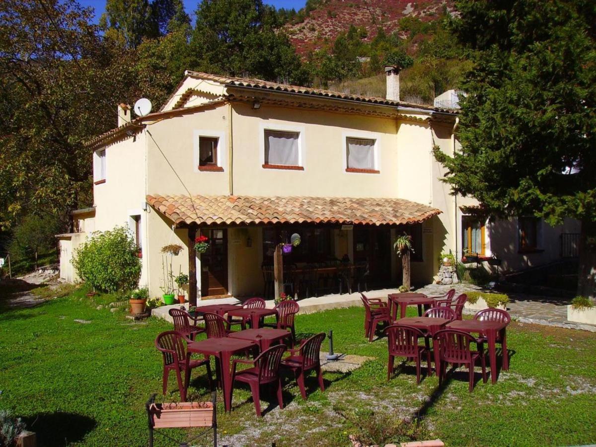 Auberge Du Riou Puget-Rostang Exterior photo